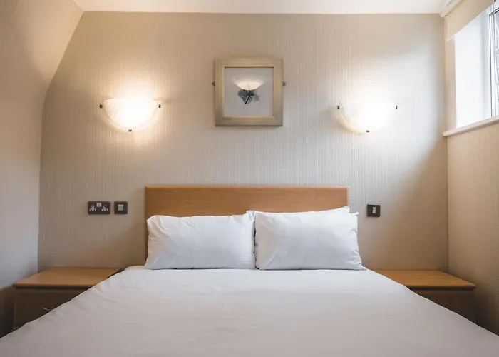 Wycliffe Hotel